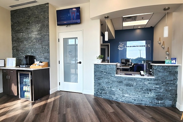 life smiles dental studio san antonio dental office front